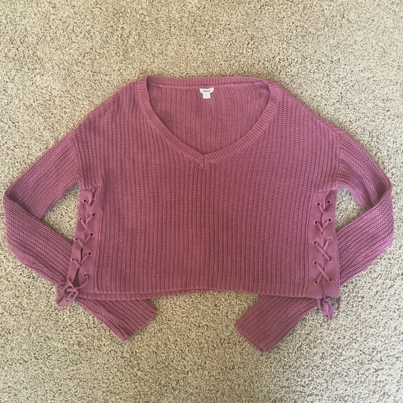 Women’s Garage Crop Sweater - Picture 1 of 3